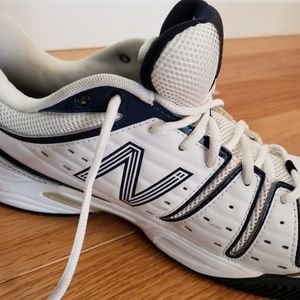 NEW BALANCE MC656 TENNIS SHOES (M)